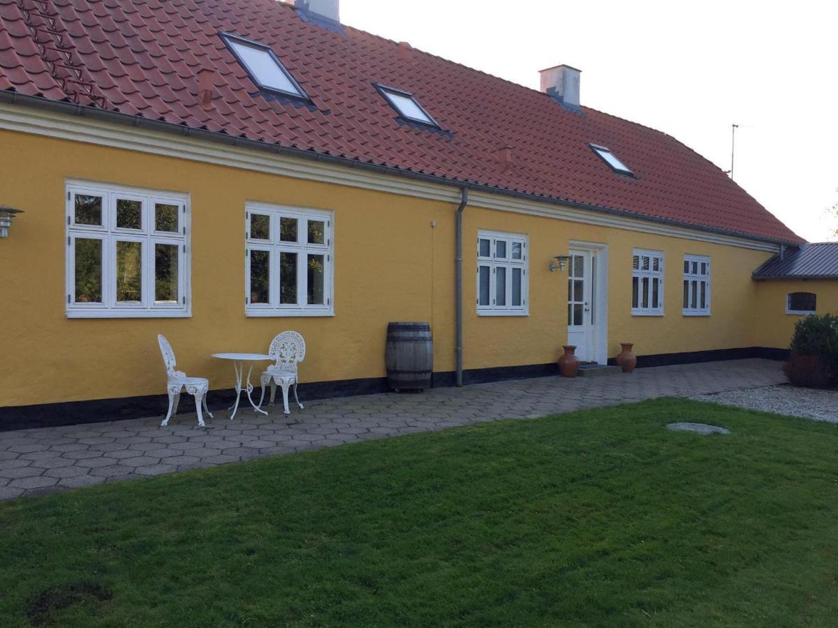 Snevre Gl.Skole Hotel Hjorring Luaran gambar